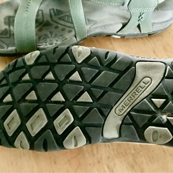 Merrell salads - Picture 2 of 4